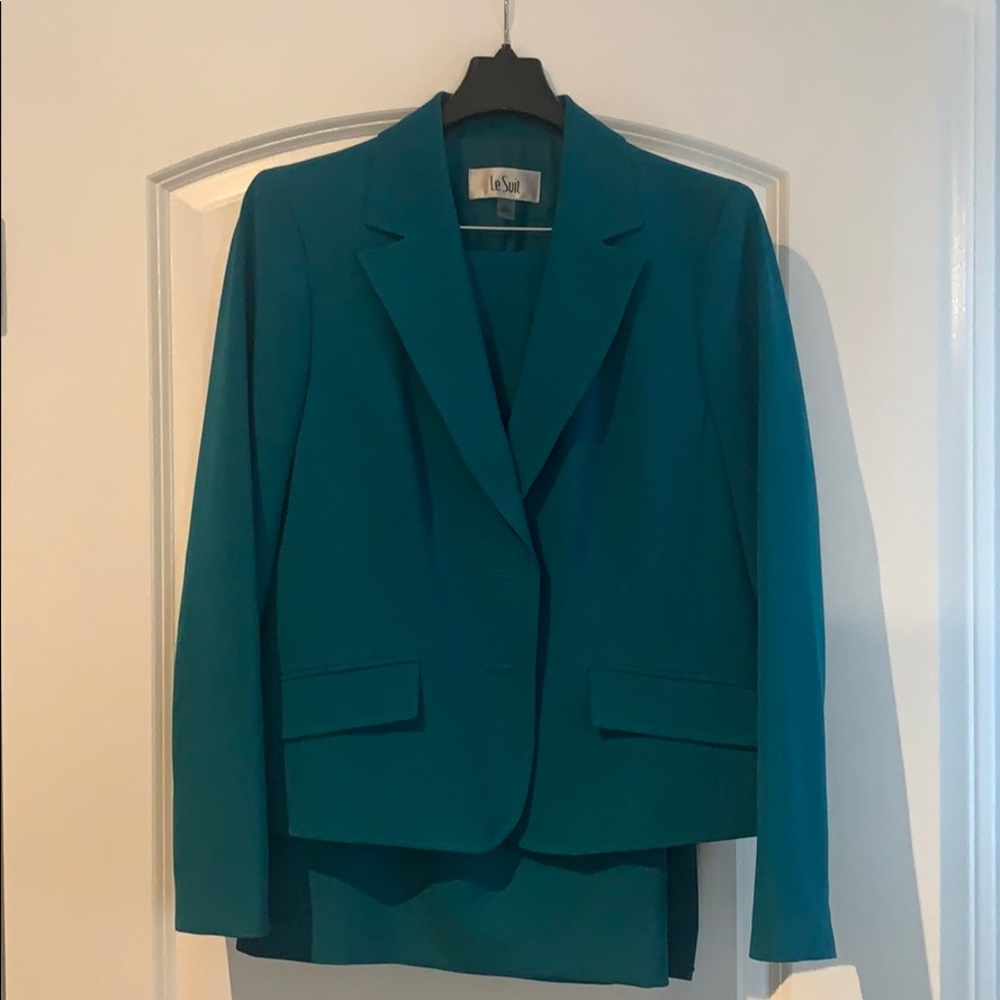 Skirt/ Blazer Suit